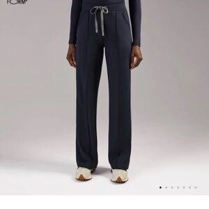 Navy High Waisted Piedra FORMx™ Straight Leg - Petite Scrub Pants